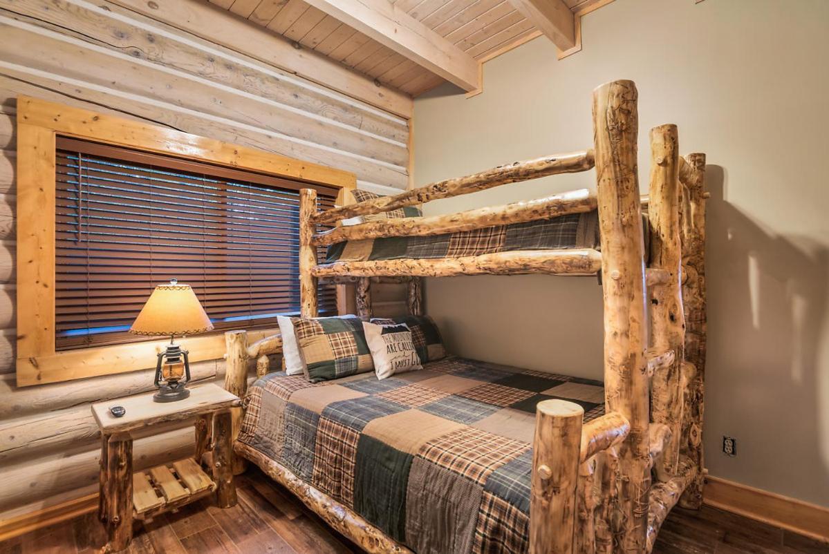 Tanglewood Mountain Lodge By Stony Brook Cabins Sevierville Exterior photo
